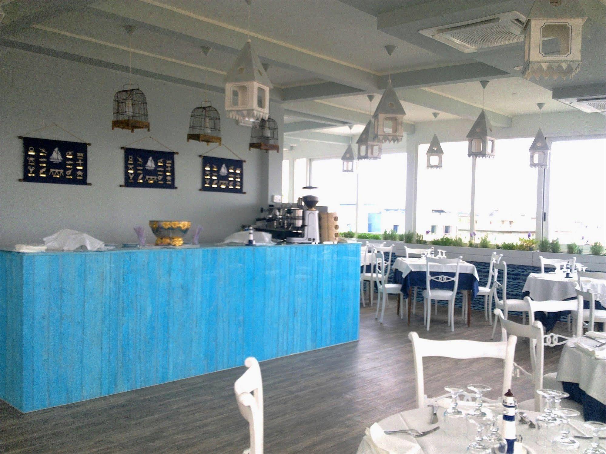Hotel Maremonti Gabicce Mare Zewnętrze zdjęcie